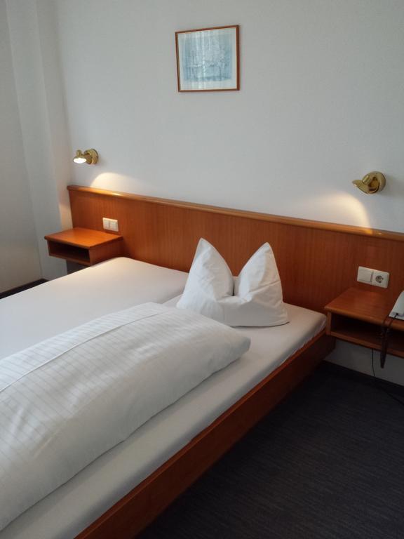 Hotel Am Exerzierplatz MHG Habitación foto